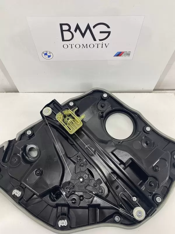 BMW G30 Sağ Arka Cam Kirkosu 51337487088 ( Orijinal)