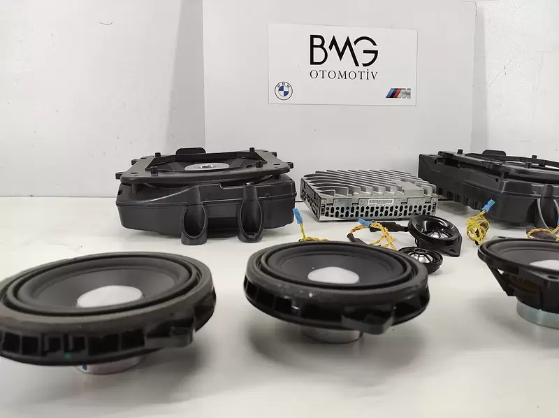 BMW X1 F48 Harmon Kardon Ses Sistemi Set (Yeni Orijinal)