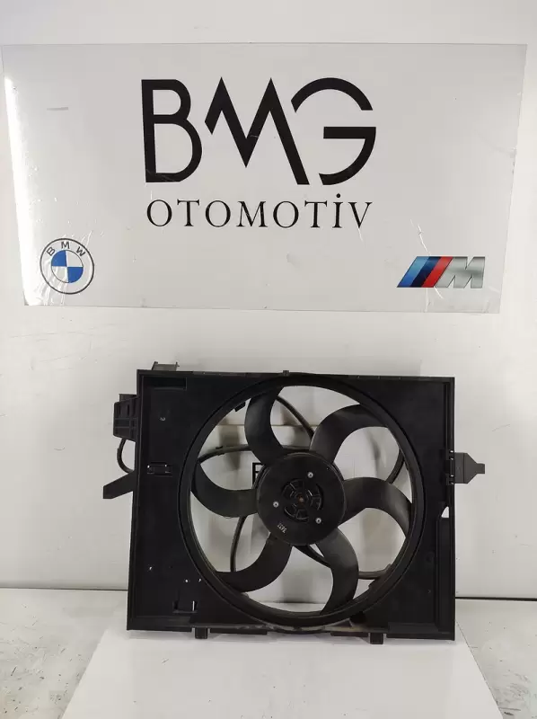 BMW E60 Klima Fanı 17427526824 (400W)