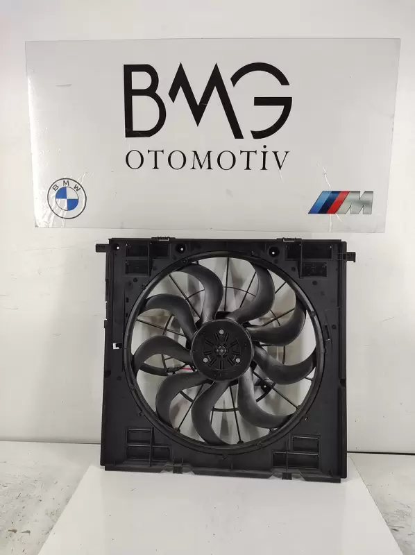 BMW X3 G01 Klima Fanı 17428487636 (400W)