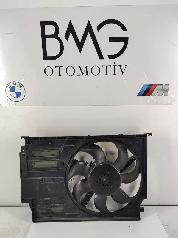 BMW X1 F48 Klima Fanı 17427617610 (600W)