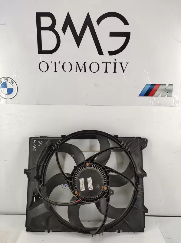 BMW Z4 E89 Klima Fanı 17427523259 | E89 Benzinli Klima Fanı (400W)