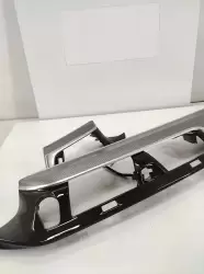 BMW G30 Beyaz Karbon Trim Seti - 2