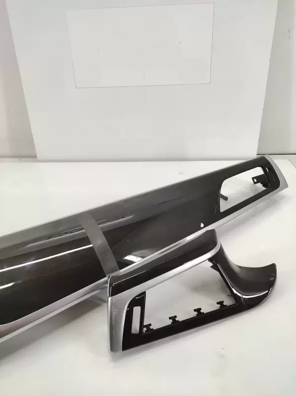 BMW G30 Parlak Siyah Trim Seti