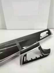 BMW G30 Parlak Siyah Trim Seti - 1