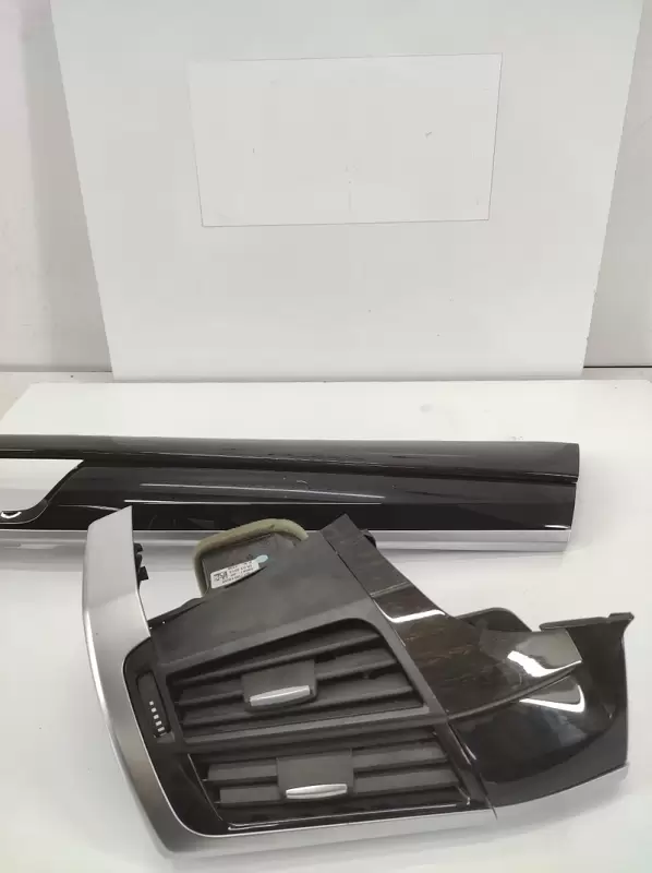 BMW X5 F15 Koyu Ahşap Desenli Trim Seti