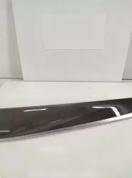 BMW F10 Siyah Orta Trim - 2