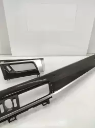 BMW X1 F48 Koyu Ahşap Desenli Trim Seti - 1