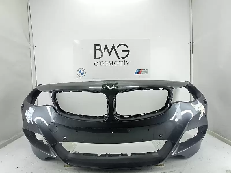 BMW F34 Gt Ön M Tampon 51118061629 (Füme)