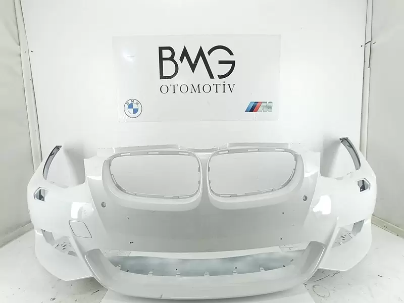 BMW E93 Lci M Ön Tampon 51118035777 (Beyaz)