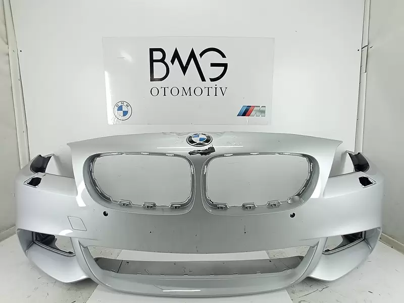 BMW F10 Ön M Tampon 51118048668 (Gri)