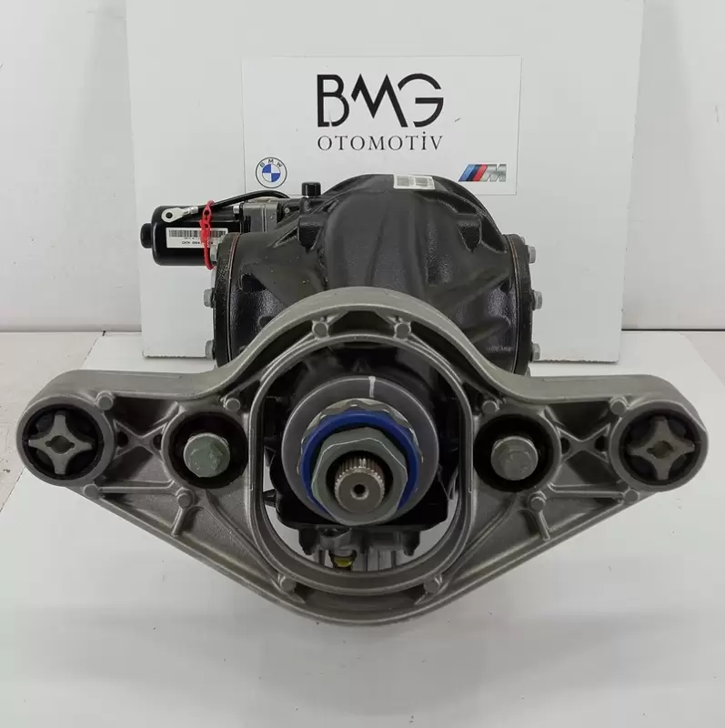 BMW F83 M4 Arka Defransiyel 33108090464 | F83 Kilitli Arka Defransiyel (Yeni Orijinal)