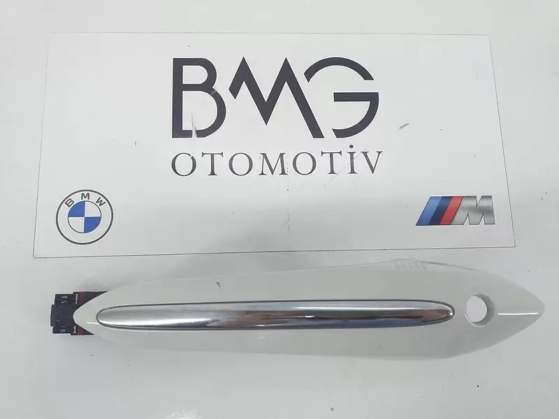 BMW F07 Gt Sol Ön Dış Kapı Kolu 51217231931 | F07 Gt Sol Ön Dış Kolu Keyless Go ( Orijinal)