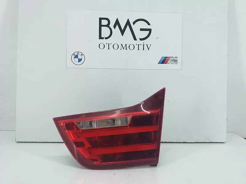 BMW F33 Sağ İç Stop Lambası 63217296102 ( Orijinal)