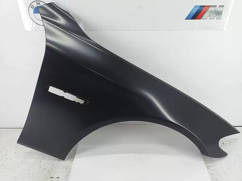 BMW F10 Sağ Çamurluk 41355A03262 (Yeni Orijinal)