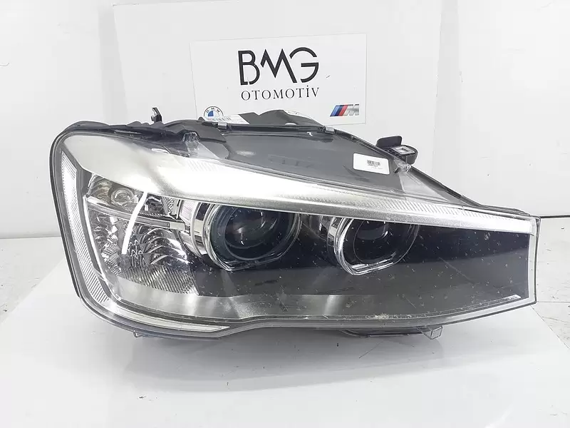 BMW X3 F25 Lci Xenon Sağ Far 63117400018 ( Orijinal)
