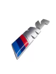 BMW M4 Paslanmaz Çelik Bagaj Yazısı - 4