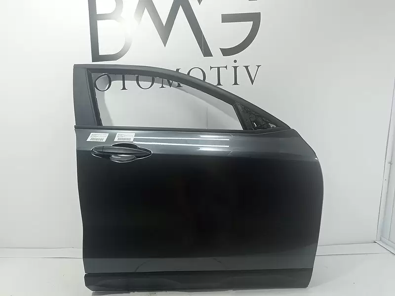 BMW X2 F39 Sağ Ön Kapı (Füme)