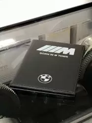 BMW Born In M Town Ruhsat Kabı Siyah - 1