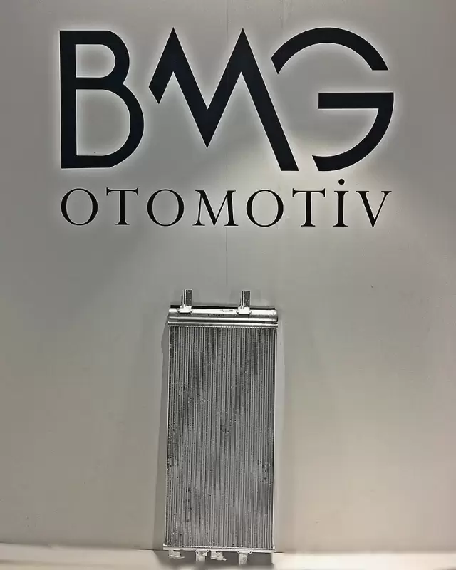 BMW X1 F48 Lci Klima Radyatörü 64539271207 | F48 Lci B37 – B47 – B48 Klima Radyatörü (Yeni Orijinal)