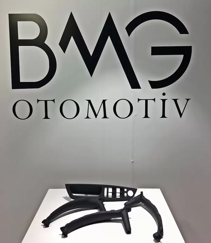 BMW X6 E71 İÇ KAPI KOLU TUTAMAK SET SİYAH 4 PARÇA 51416975791