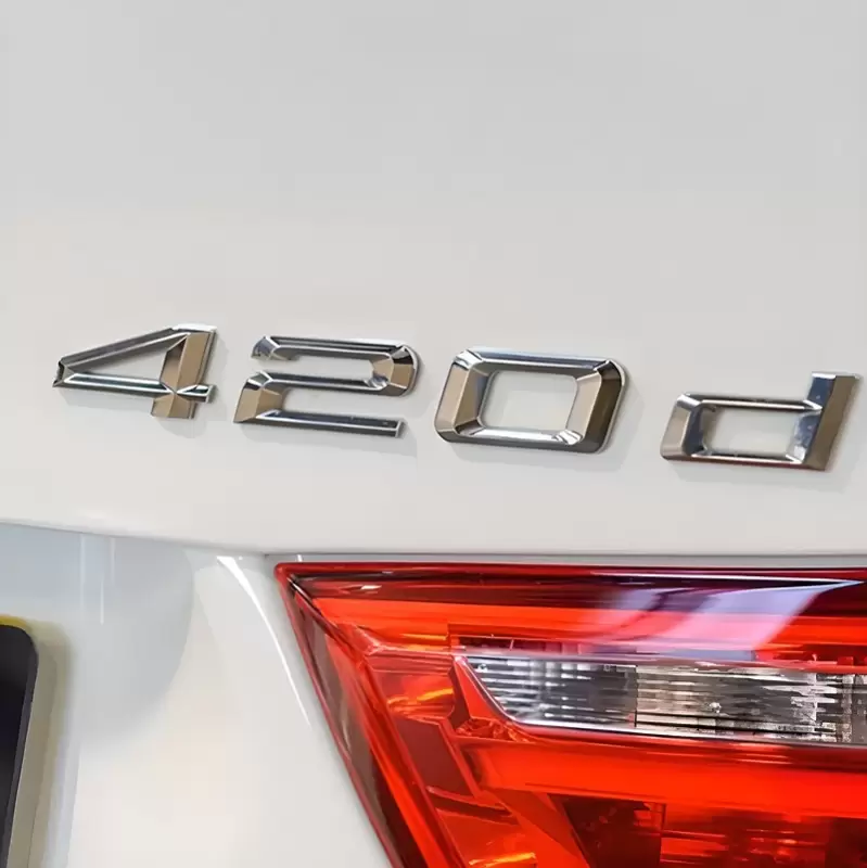 BMW 420d Bagaj Yazısı