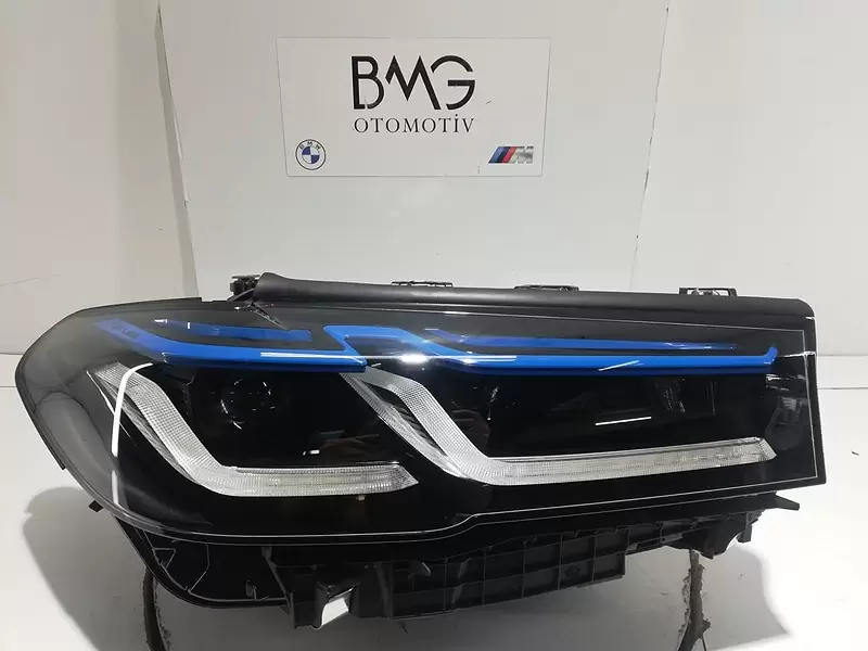 BMW G30 Lci Lazer Sağ Far