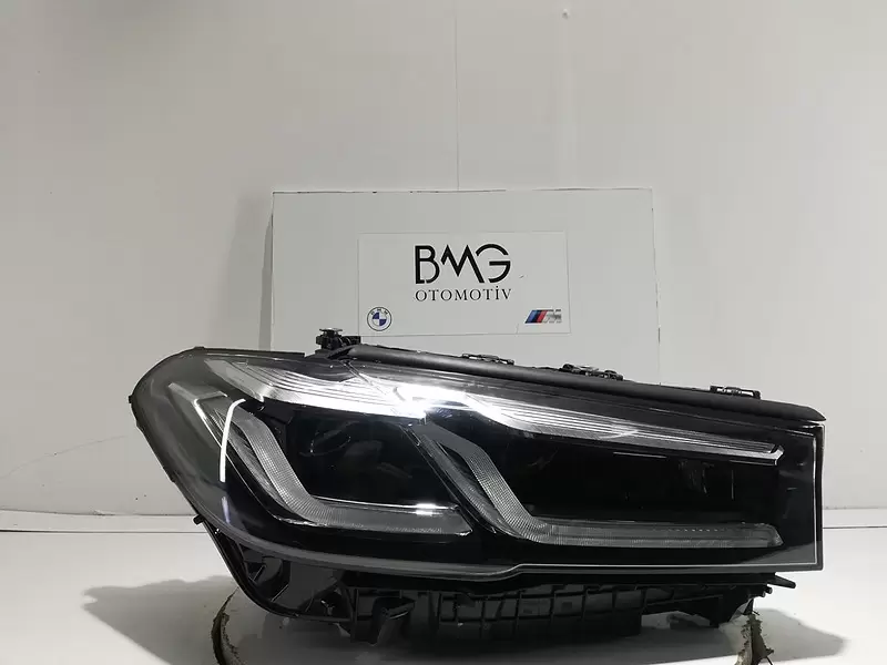 BMW G30 Lci Led Sağ Far