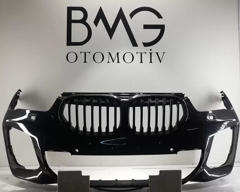 BMW F48 X1 Lci M Tampon Siyah