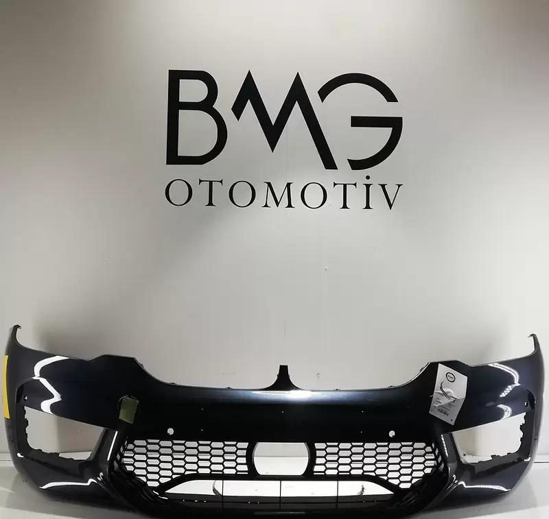 BMW F90 M5 Tampon Karbon Siyah
