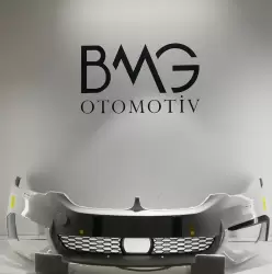 BMW G30 M Tampon Beyaz - 1