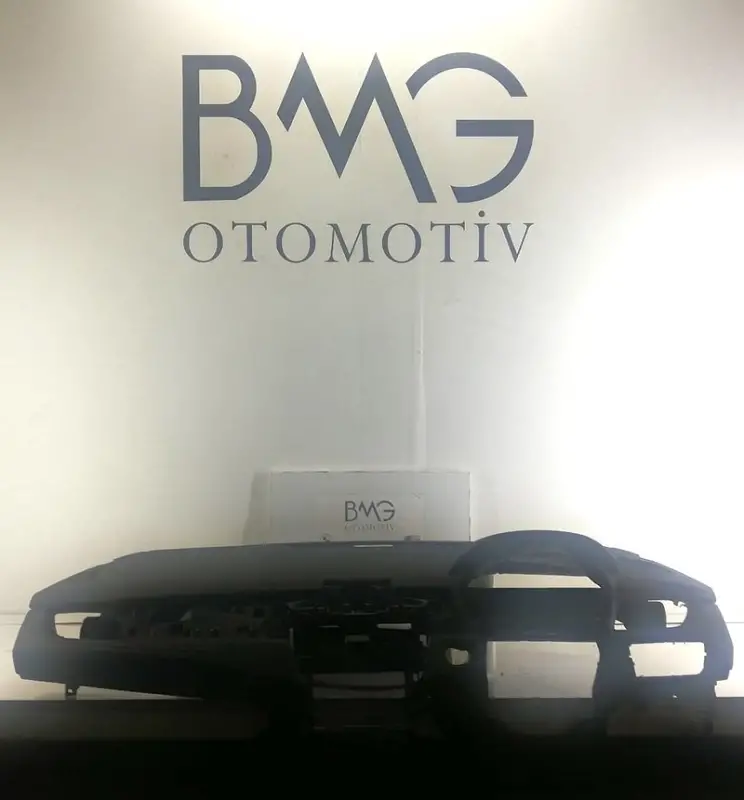 BMW E60 HEAD-UP SİYAH GÖĞÜS