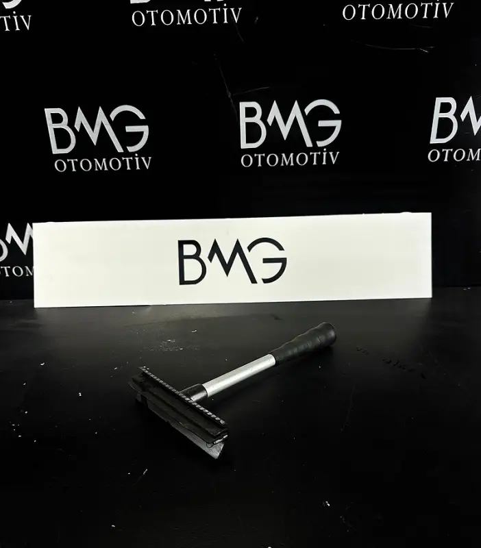 BMW ORJİNAL BUZ KAZIYICI