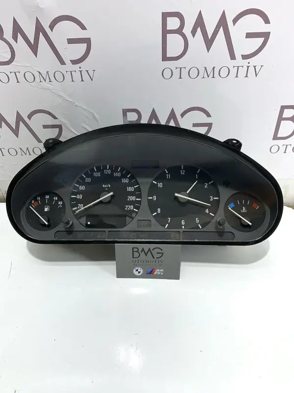 BMW E36 3 SERİSİ GÖSTERGE PANELİ KM SAATİ 62118357752