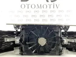 BMW 5 SERİ G30 LCI ÖN TAMPON PANEL RADYATÖR SETİ DOLU SIFIR 2020 - 6
