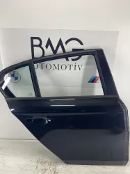 BMW E87 Sağ Arka Kapı 41527191018 (Siyah Metalik)