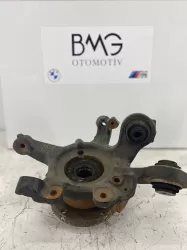 BMW E81 Sağ Arka Taşıyıcı 33326774810 ( Orjinal)