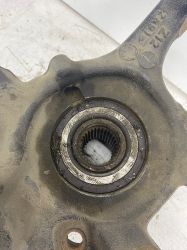 BMW E81 Sol Arka Taşıyıcı 33326774809 ( Orjinal)