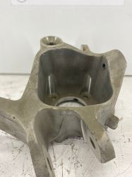 BMW F12 Sol Arka Taşıyıcı 33326796145 ( Orjinal)