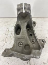 BMW F23 Sağ Ön Taşıyıcı 31216792286 ( Orjinal)