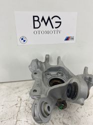BMW G20 Sağ Arka Taşıyıcı 33306878622 ( Orjinal)