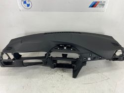 BMW F30 Göğüs 51456063189 (Siyah)