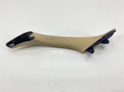 BMW F10 Sol Arka Kapı Tutamağı Bej 51417225835 (Yeni Orjinal)