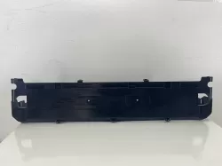 BMW G32 Radyatör Kasası Alt Kapak 17118632118 (Benzinli)