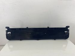 BMW G11 Radyatör Kasası Alt Kapak 17118632118 (Benzinli)