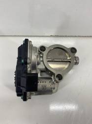 BMW F46 Gaz Kelebeği 13547618838 | F46 B38 2.18i Gaz Kelebeği ( Orjinal)