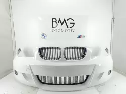 BMW Ön M Tampon 51117837422 (Beyaz)