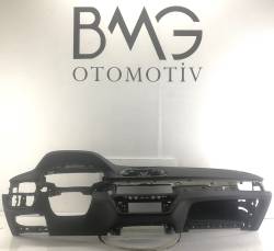 BMW G30 DİKİŞLİ SİYAH GÖĞÜS	