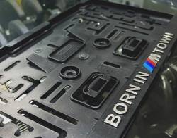 BMW Born In Plakalık (1 Diktörtgen 1 Kare)