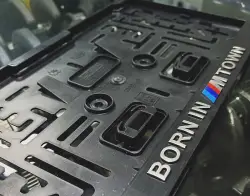 BMW Born In Plakalık (1 Diktörtgen 1 Kare)